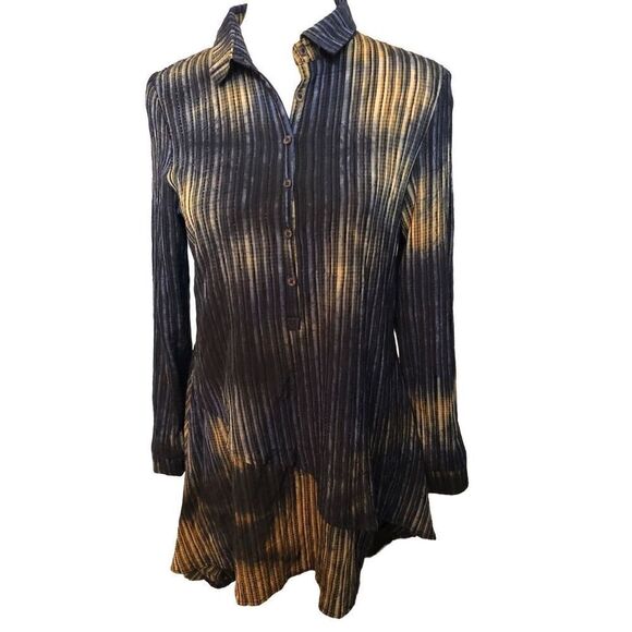 Adore accordion style blue and beige asymmetrical popover blouse - Picture 1 of 12